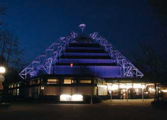 Planetarium Stuttgart bei Nacht, Landeshauptstadt Stuttgart